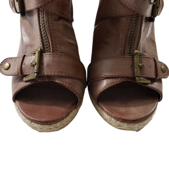 Miss Me Suki Buckle Zip Open Toe Espadrille Wedges - Picture 5 of 14